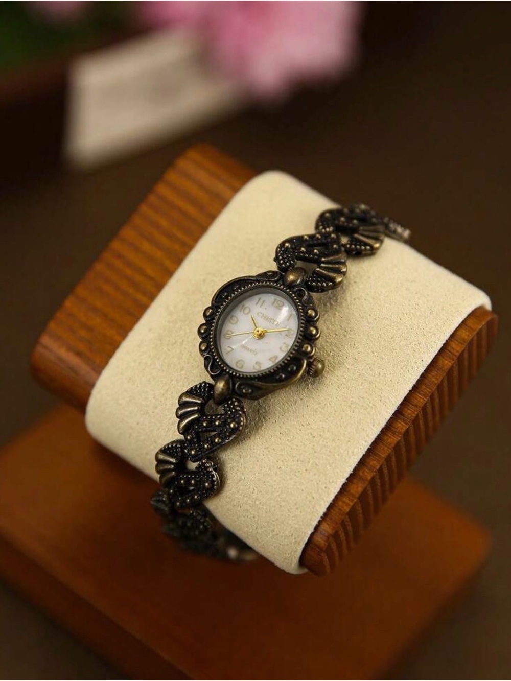 Vintage-Inspired Bronze Filigree Women's Bracelet Watch
